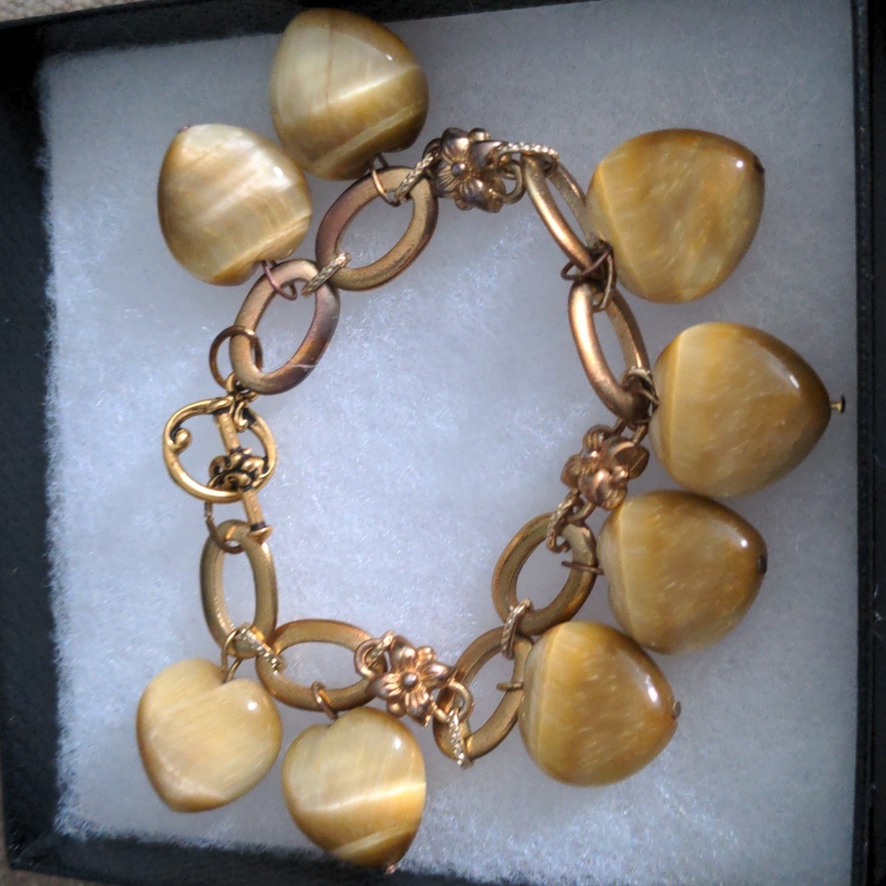 Gold  Tiger Eye Heart Charm Gemstone Bracelet, Vintage, 7 1/4"  Toggle Clasp,